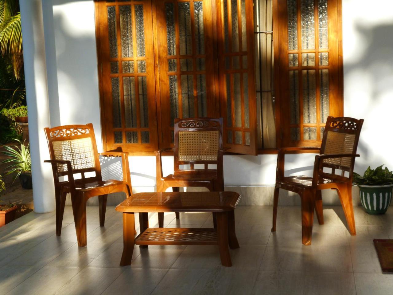 Serene Home Stay Udawalawe Exterior photo